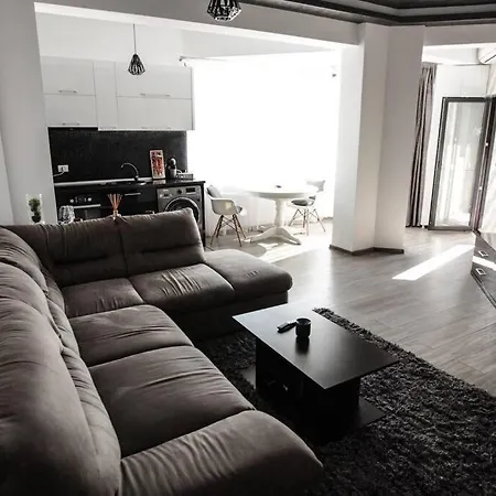 Apartment Exclusiv Apartament Mamaia Piscina Parcare By Maia *